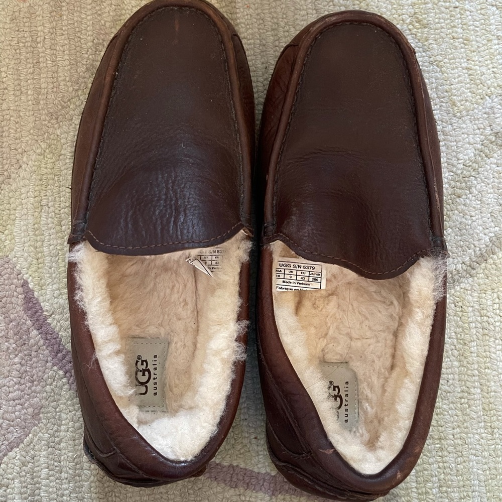 Ugg Moccasins